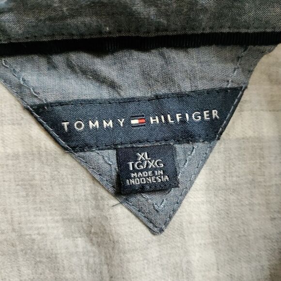 Tommy Hilfiger button down long sleeve shirt Mens size XL Cotton gray collared - Picture 3 of 6